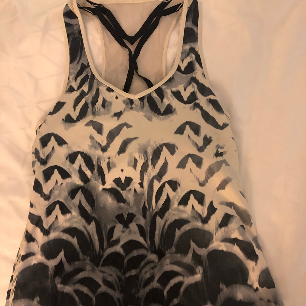 Lululemon Angle Wing Tank with built in bra